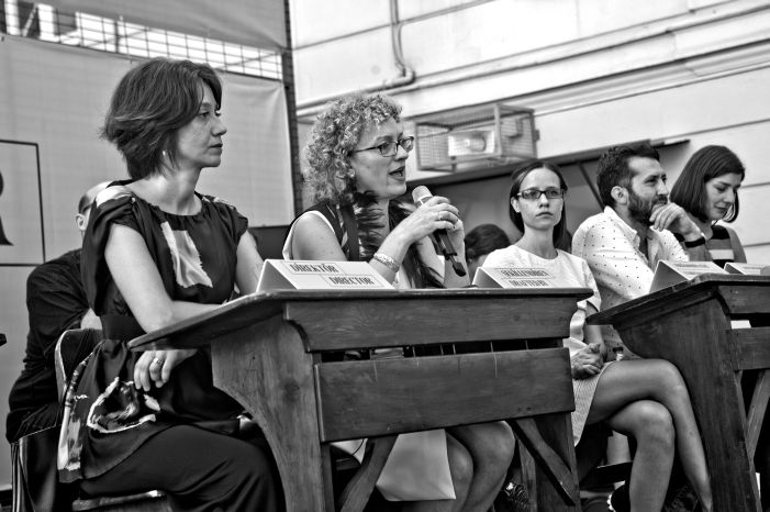 Açık yaralara bienal müdahalesi